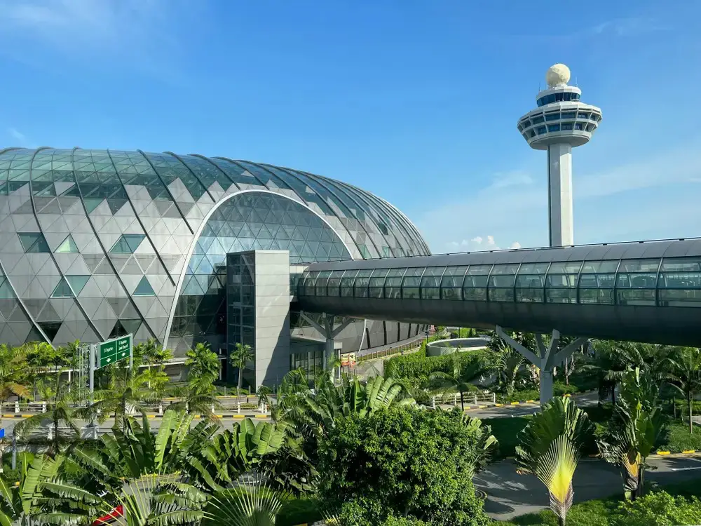 Singapore Changi Airport  مطار شانغي بسنغافورة
