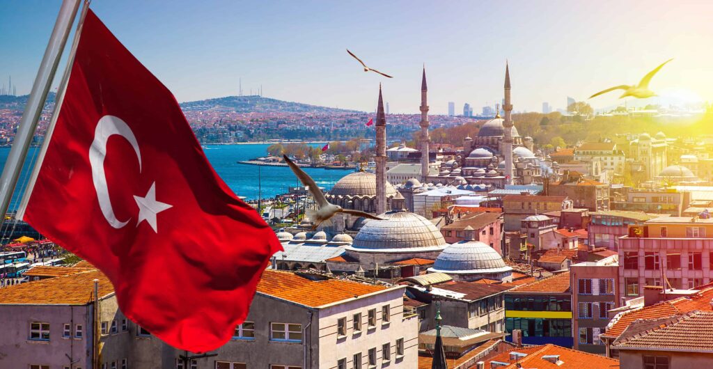 منح دراسية مجانية في تركيا 2024 