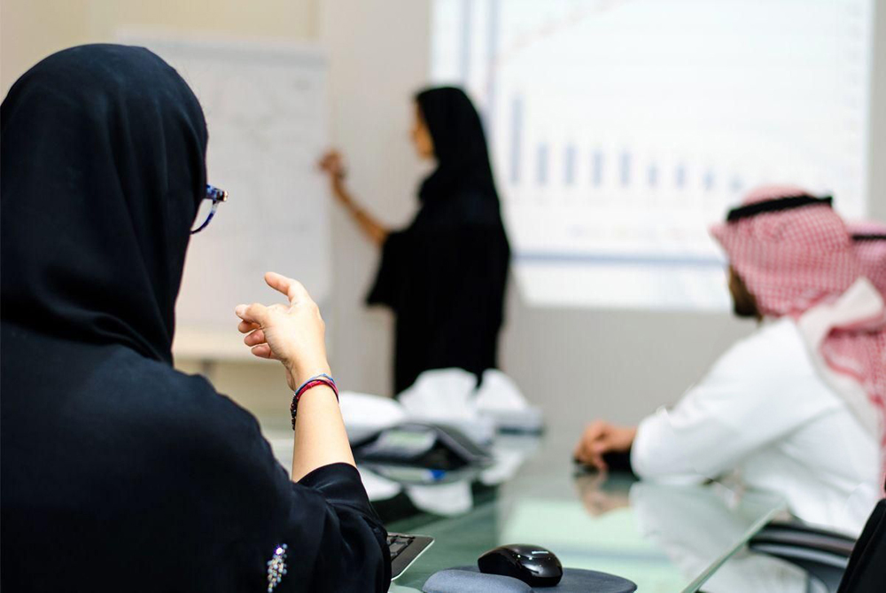 أكثر التخصصات المطلوبة في السعودية للنساء