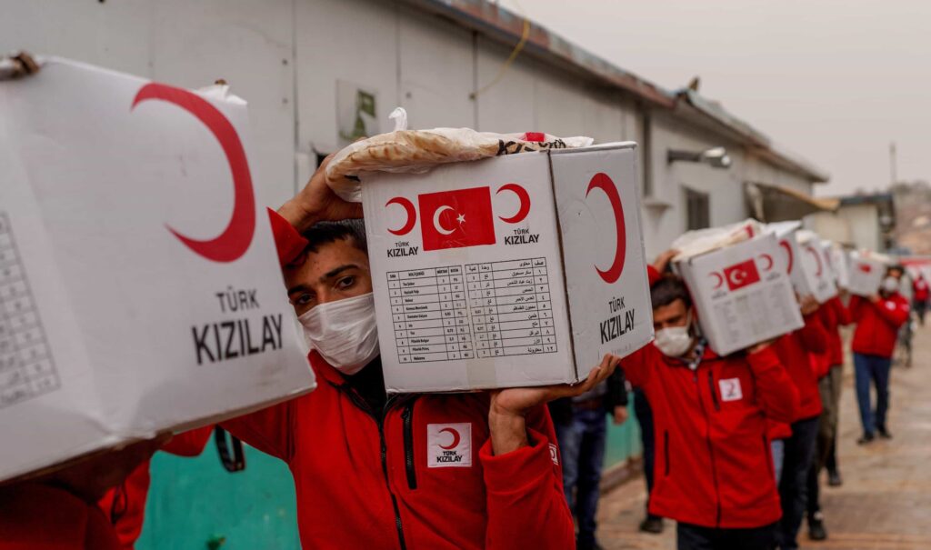التطوع في المنظمات الإنسانية في تركيا